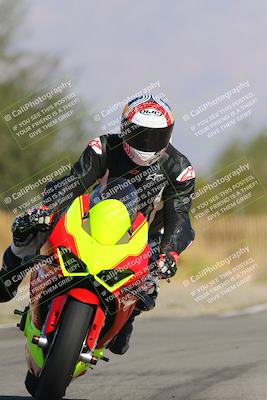 media/Nov-11-2023-SoCal Trackdays (Sat) [[efd63766ff]]/Turn 2 Set 2 (1145am)/